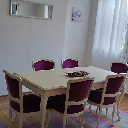 Splendid Two Bedroom Anastas Mitrev 25 Apartman *