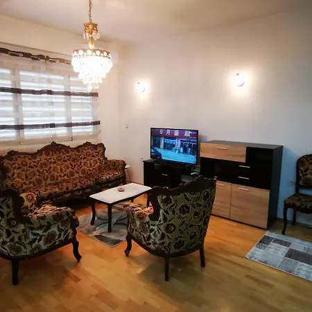 Splendid Two Bedroom Anastas Mitrev 25 Apartman Szkopje